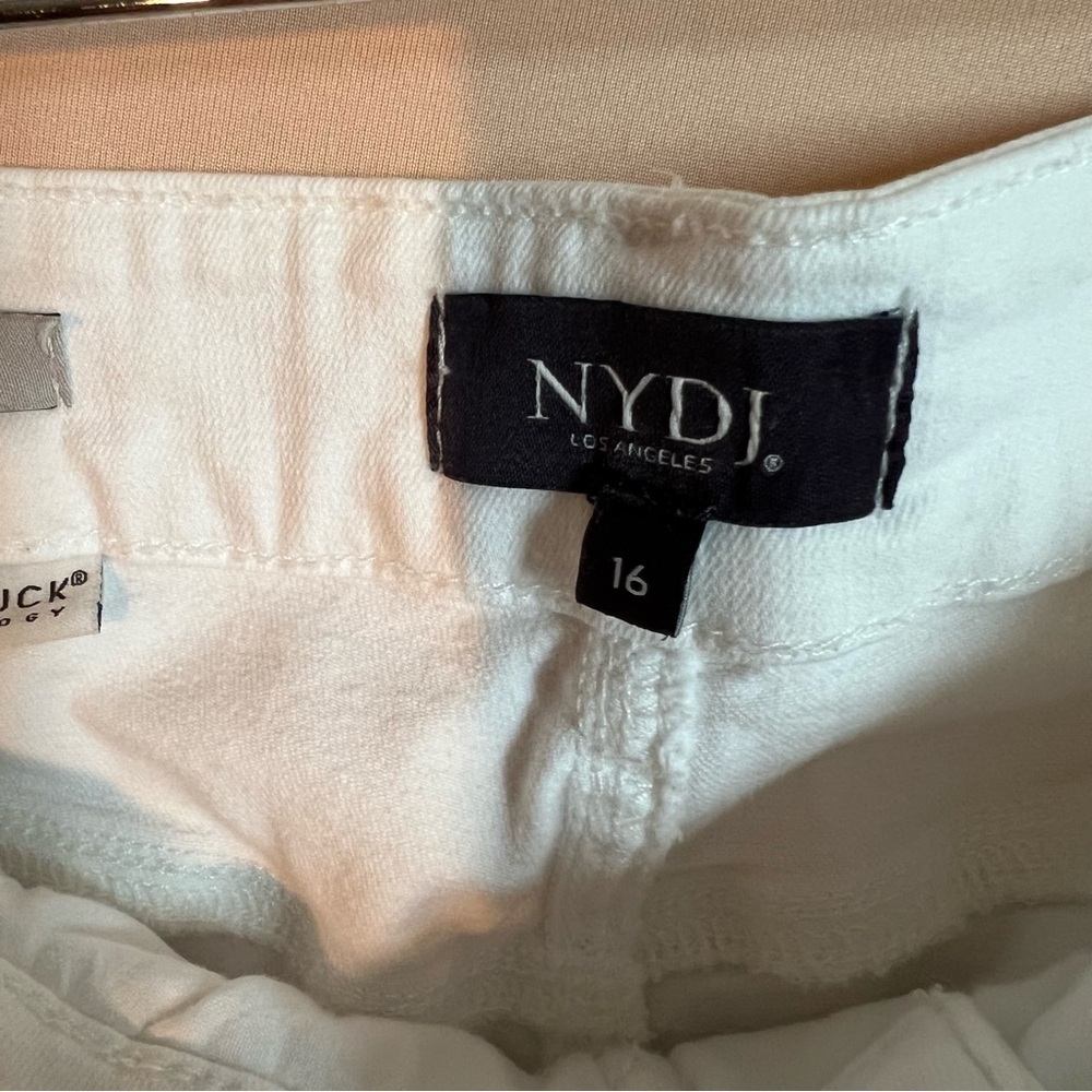 NYDJ AMI Skinny Ankle Jeans - Picture 8 of 9